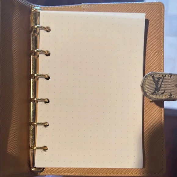 Louis Vuitton Tan/Gray Notebook w/3 Card Holders Perfect Christmas gift! - Picture 9 of 9